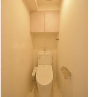 トイレ　落ち着いたトイレです