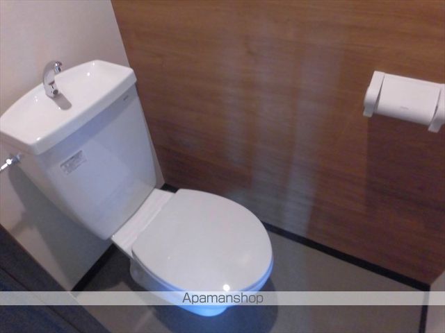 地下鉄東豊線 月寒中央駅 徒歩5分 5階建 築10年のトイレ写真
