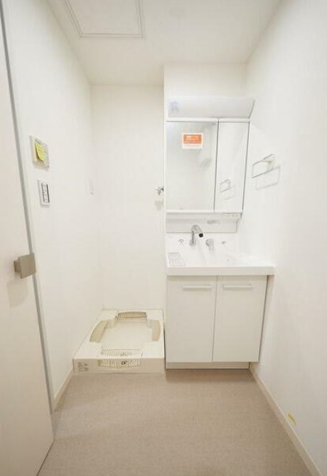 洗面設備　嬉しい独立洗面台付き。