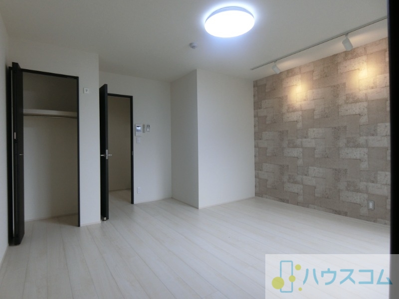 フジパレス千里丘東の居間写真