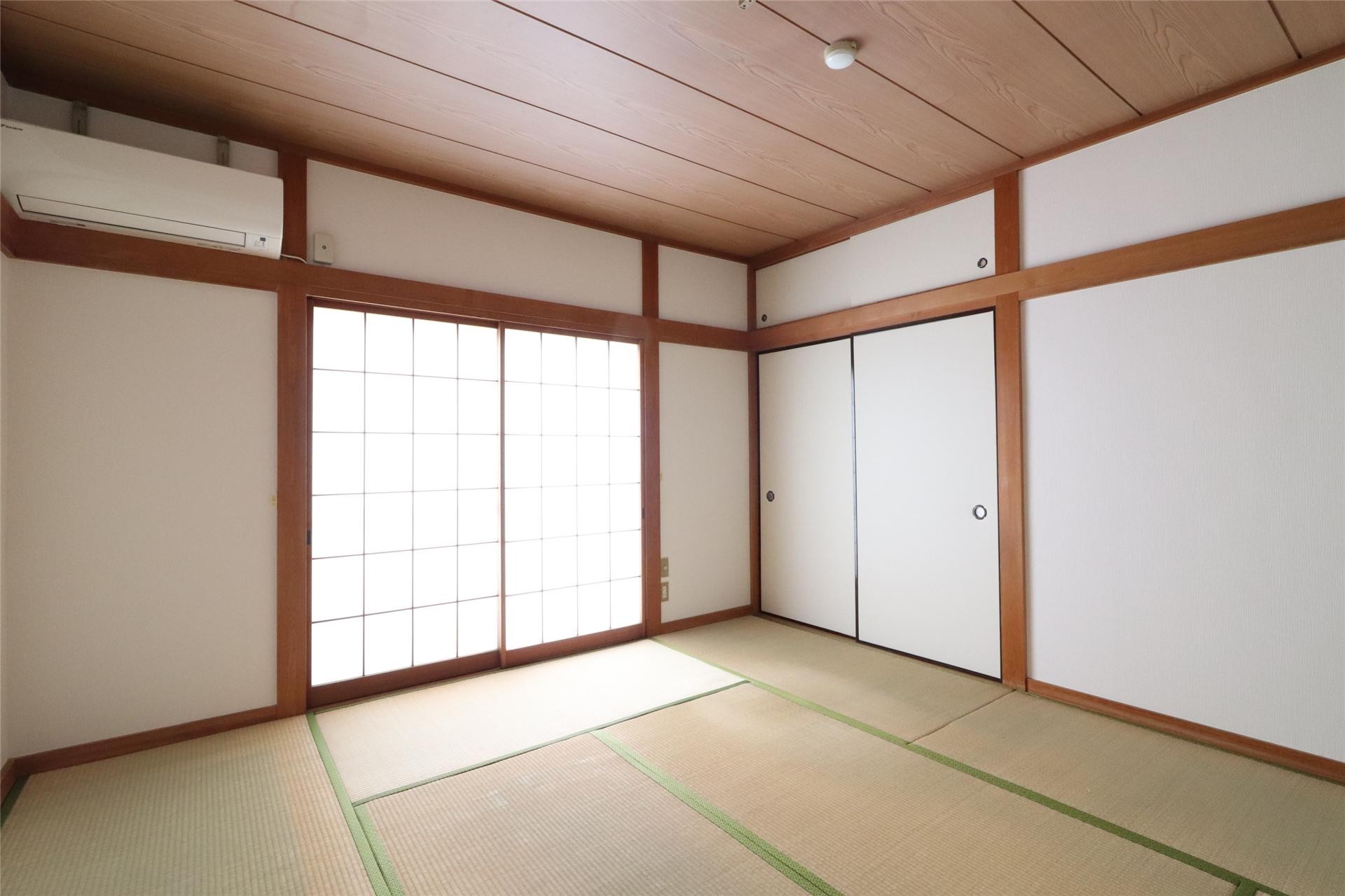 ハイツレグラン上井草の居間写真
