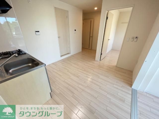 エルミタージュIIの居間写真