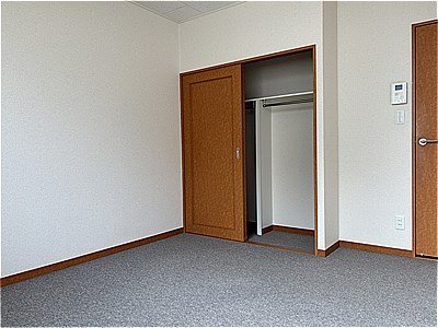 レオパレスWAKAMIYAの内装写真
