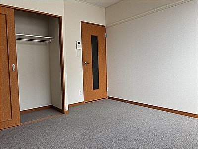 レオパレスWAKAMIYAの内装写真