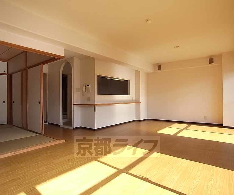 居室・リビング　１９帖のきれいなお部屋です。