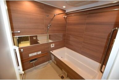 バス・シャワールーム　バス※別部屋参考写真