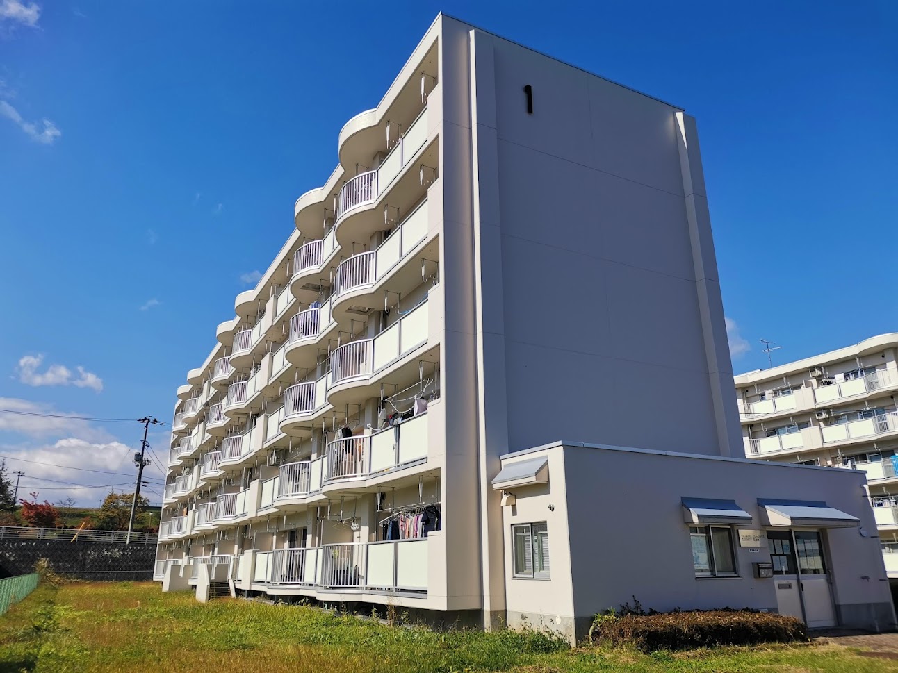 一関市花泉町花泉のマンションの建物外観