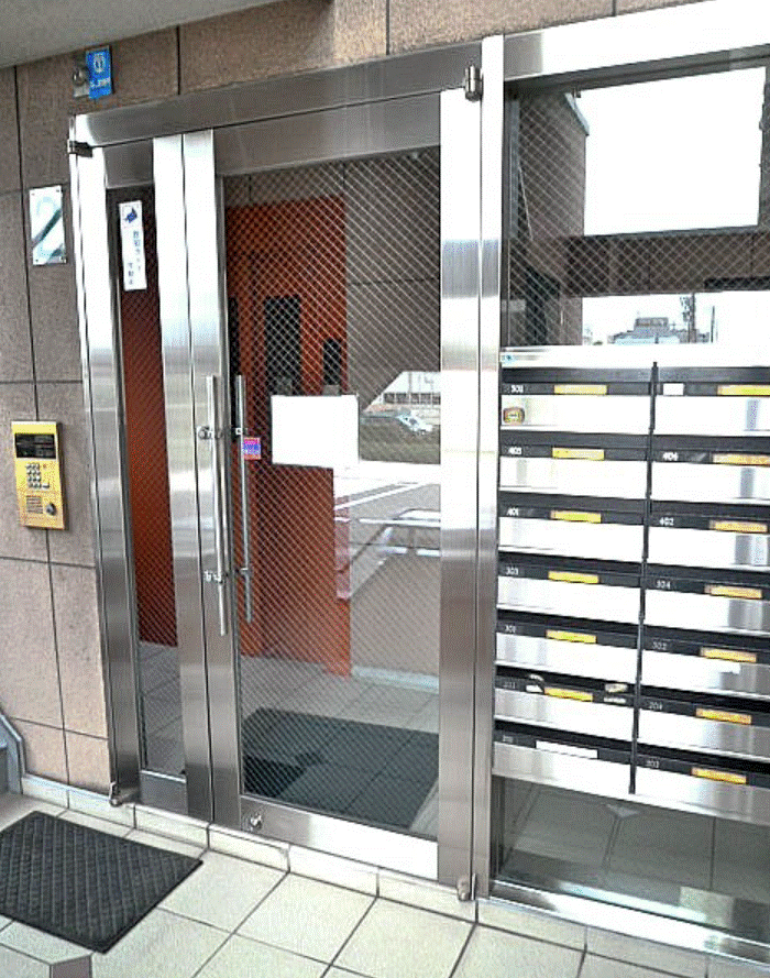 ＪＲ桜島線 安治川口駅 徒歩10分 5階建 築28年の外観写真