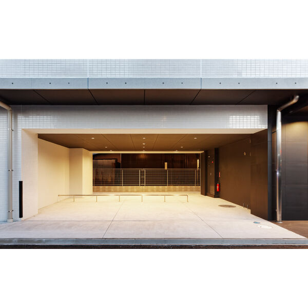 駐車場　敷地内駐車場