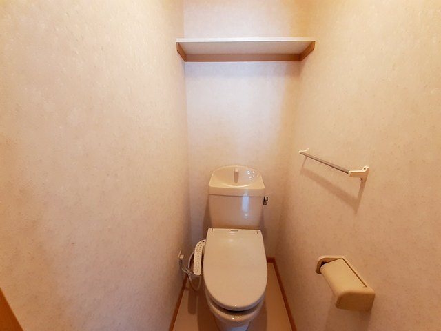 【松本市波田のアパートのトイレ】