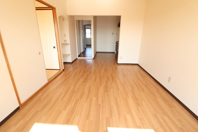 居室・リビング　１１帖　リビング