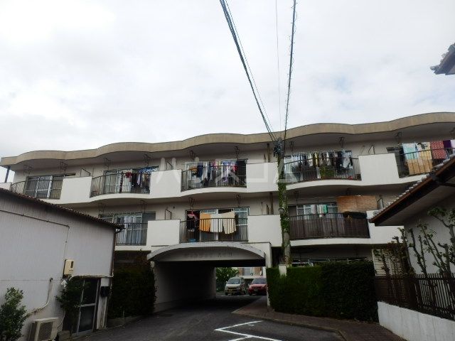 名古屋市緑区ほら貝のマンションの建物外観