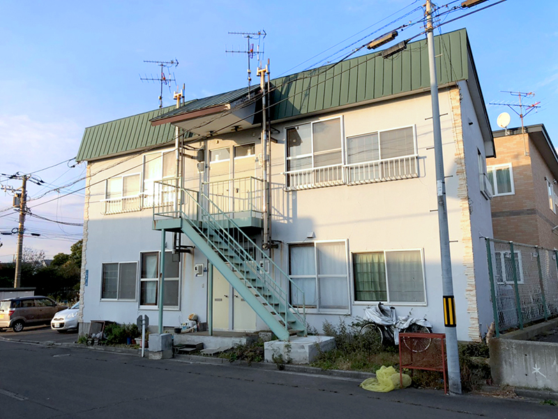 ラ・ネージュ上野町の建物外観