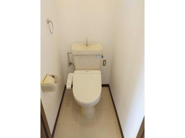 【名古屋市守山区白山のマンションのトイレ】