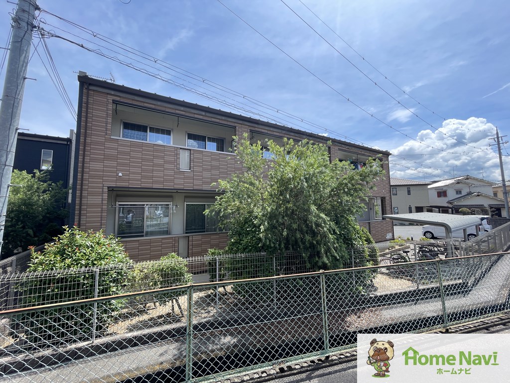 バルコニー　南西向きで日当たり良好です。