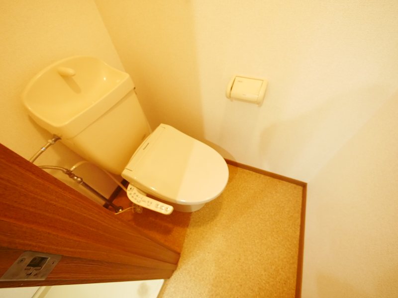 トイレ　ウォシュレット