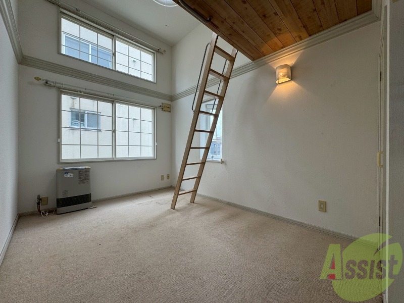 居室・リビング　広くてキレイなお部屋が広がっていて、充実した生活が送れそう。