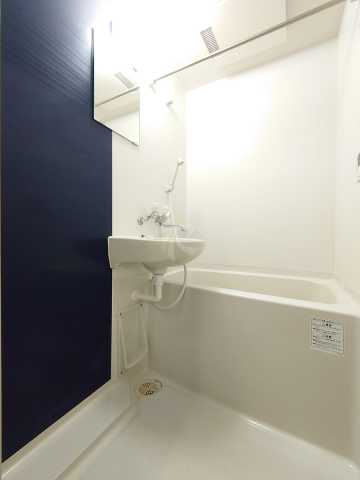 バス・シャワールーム　レゴリス