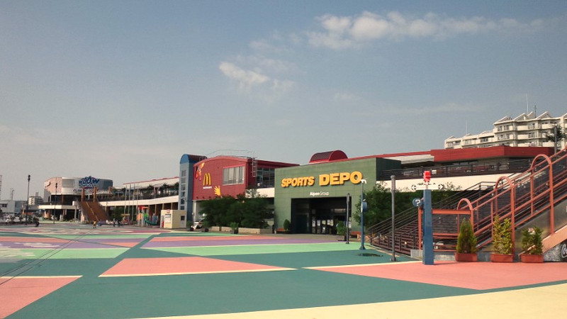 ショッピングセンター　サンシャインワーフ神戸（ショッピングセンター）まで512m