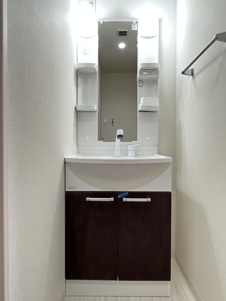 洗面設備　同タイプ同モデルを使用