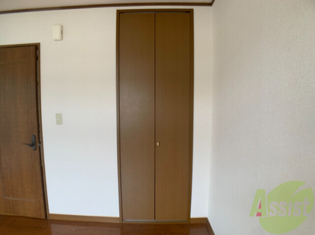 収納　寝室には、沢山入る収納があります。