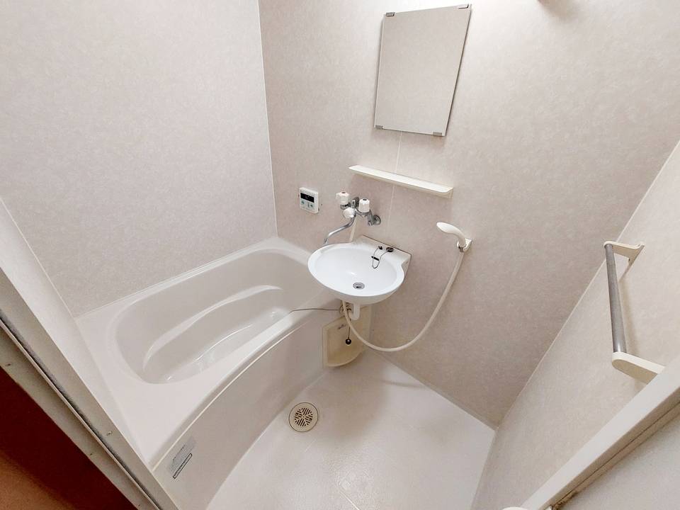 バス・シャワールーム　浴室