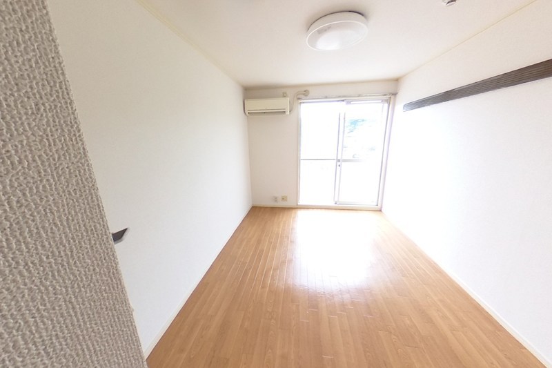 居室・リビング　別室参考写真