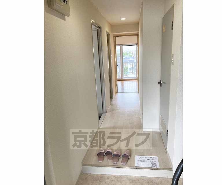 その他部屋・スペース　綺麗な廊下です・