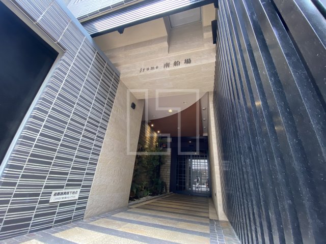 エントランス　ジューム南船場　エントランス