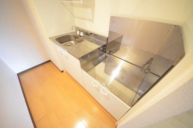 キッチン　独立洗面台