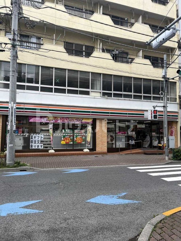 コンビニ　セブンイレブン北区赤羽1丁目北店（コンビニ）まで320m