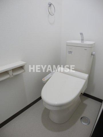 トイレ　※同間取りの別の階のお部屋の画像です※