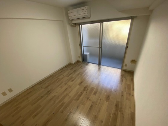 居室・リビング　※別部屋の写真です