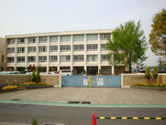 中学校　可児市立蘇南中学校（中学校）まで1682m