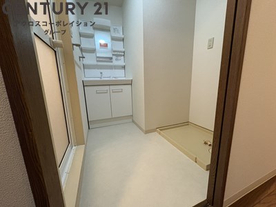 洗面設備　室内洗濯機置場がついてます！