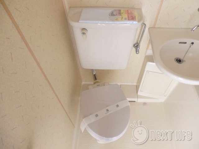 トイレ　クローブハウス