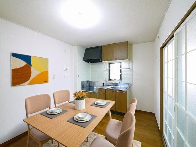 居室・リビング　CGで家具等を配置したもので家具等は含まれません