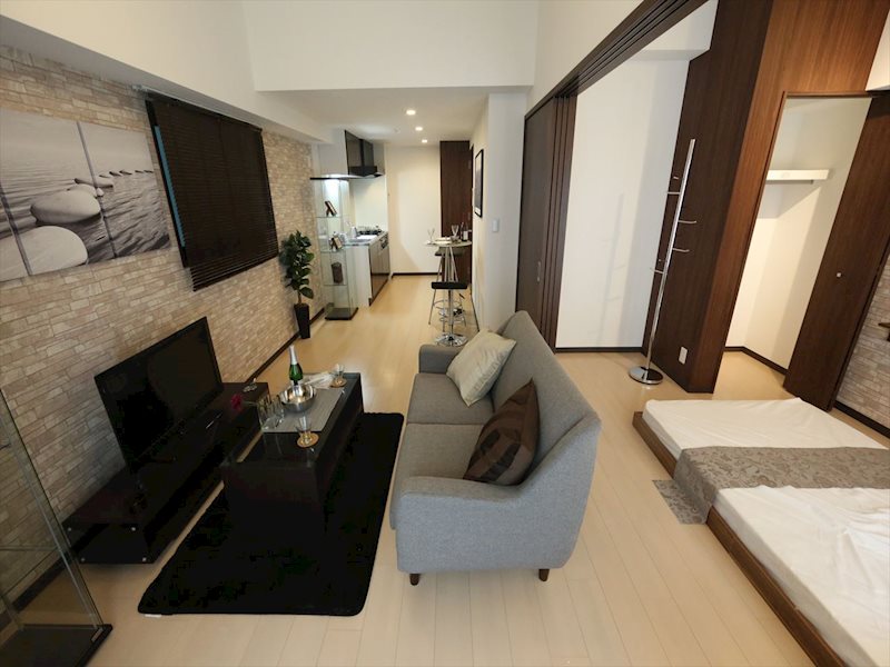 居室・リビング　LDK12.3帖　洋室5.6帖と繋げても仕切っても使えます