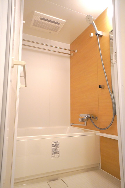 バス・シャワールーム　※写真は同タイプ住戸です。