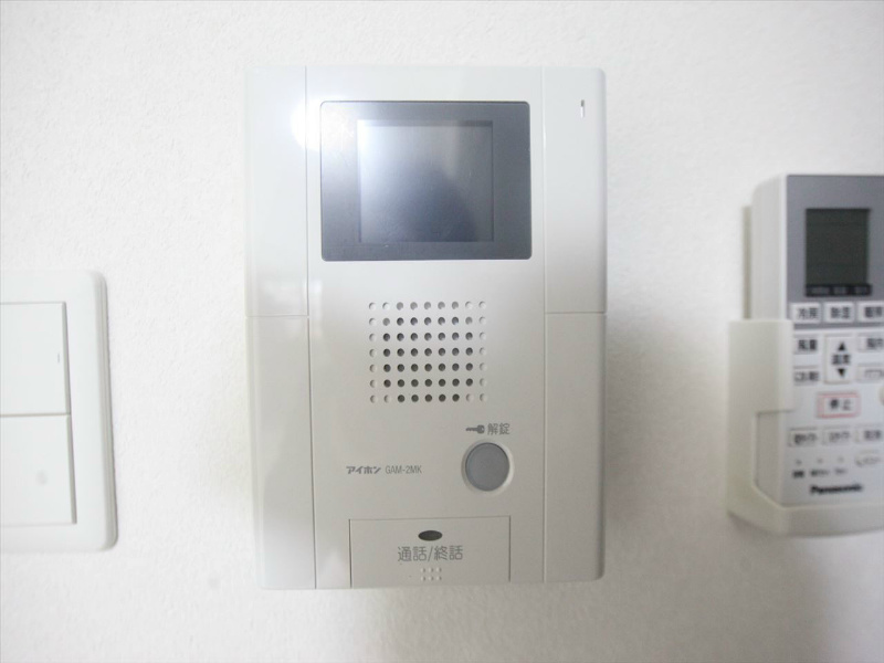 セキュリティ　TVモニター付インターホン