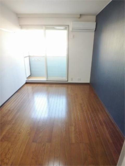 居室・リビング　敷金礼金無し