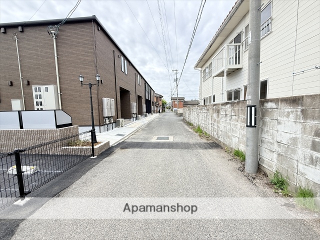その他　前面道路（その他）まで0m