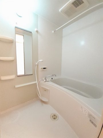 バス・シャワールーム　日々の疲れを癒すお風呂付です