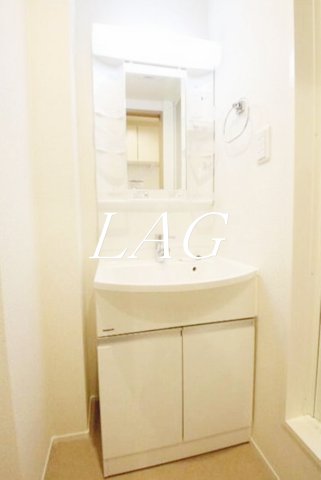 洗面設備　独立洗面台です。