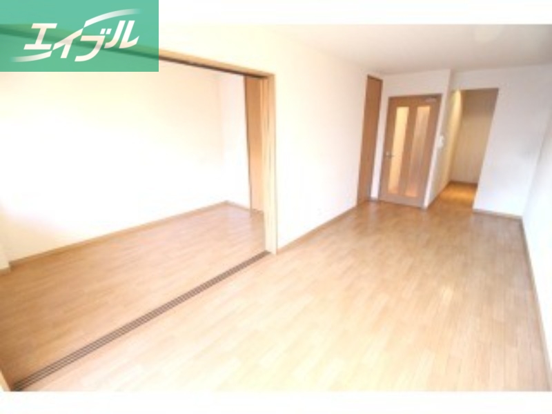 居室・リビング　リビング