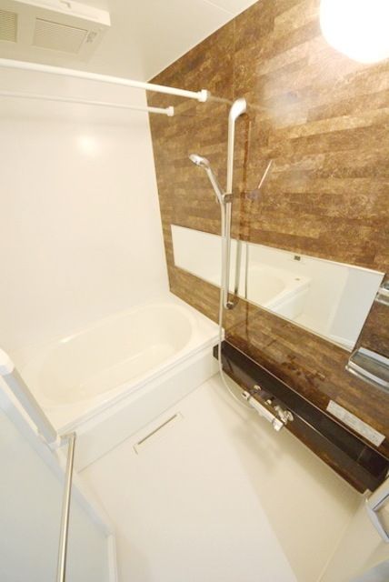 バス・シャワールーム　★お問い合わせはタウンハウジングまで★