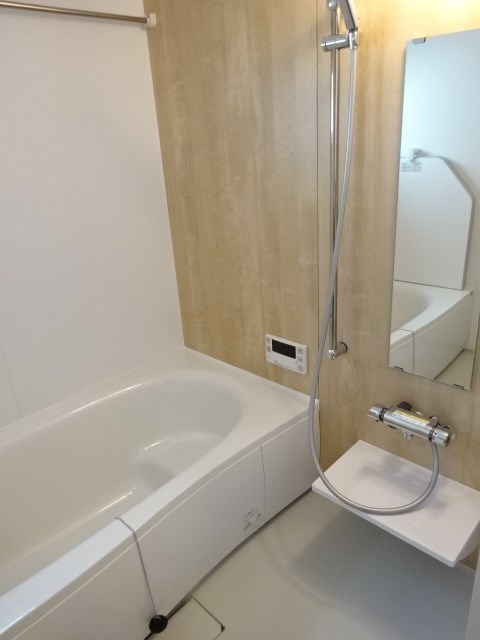 バス・シャワールーム　画像は103号室です（参考）