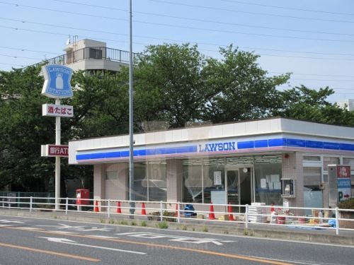 コンビニ　ローソン 蕨北町五丁目店（コンビニ）まで750m