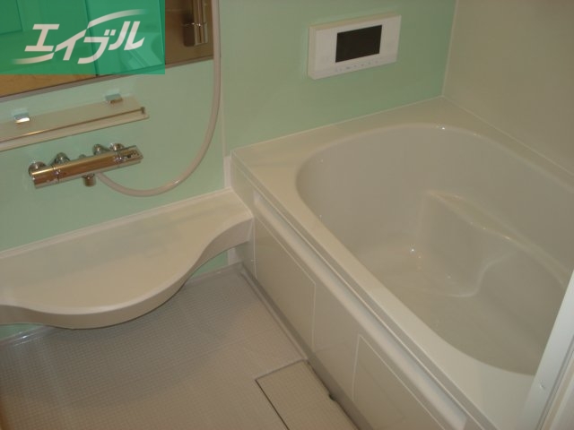バス・シャワールーム　バス