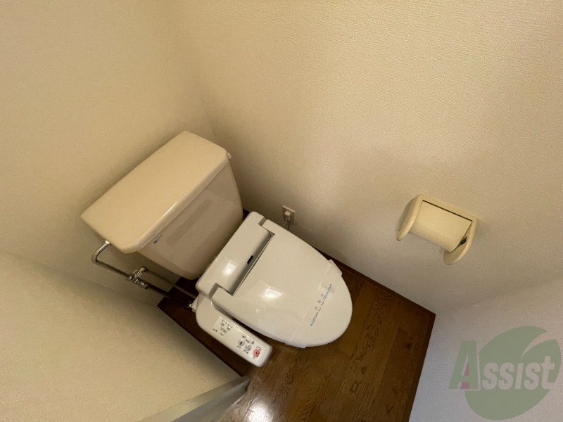 トイレ　トイレはウォシュレット付きなので、安心ですね。